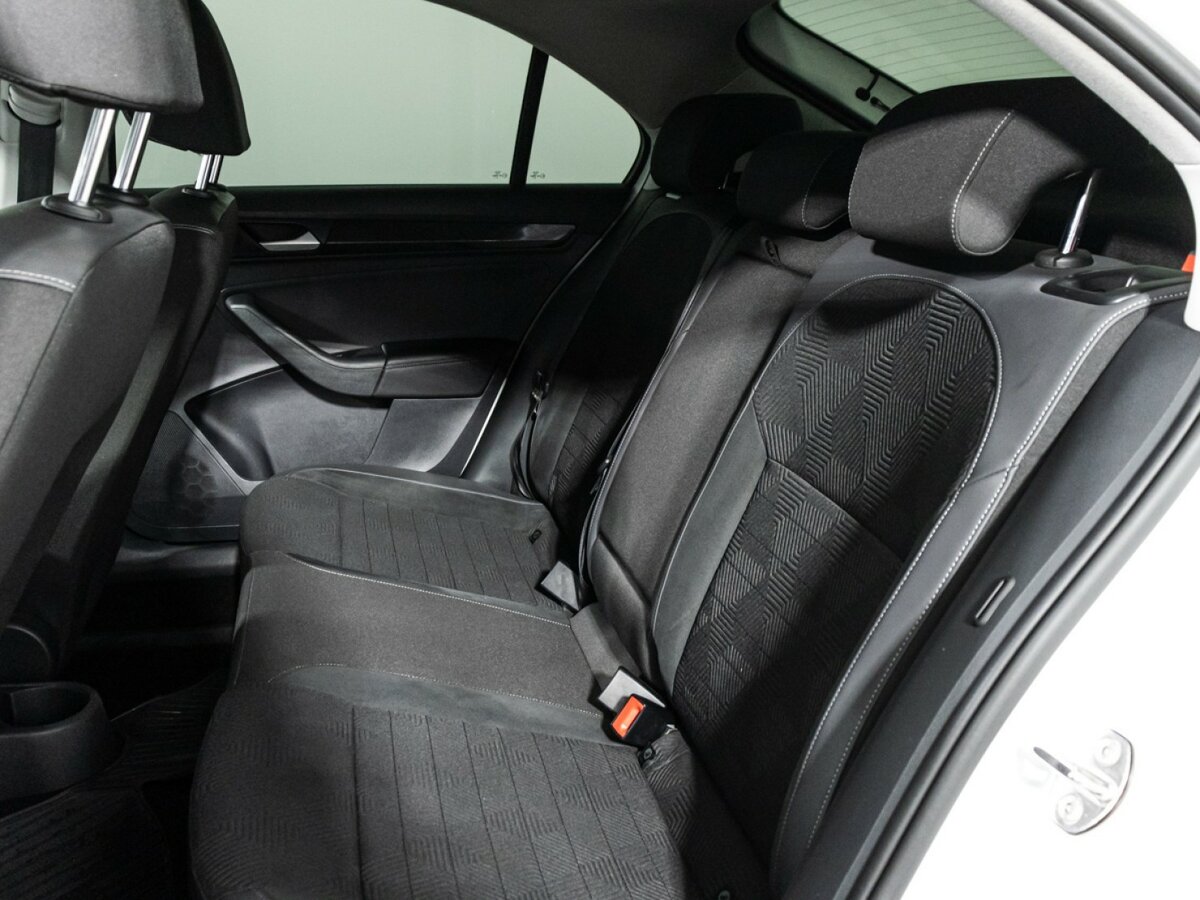 Volkswagen Polo VI, 2020 - Фото №9