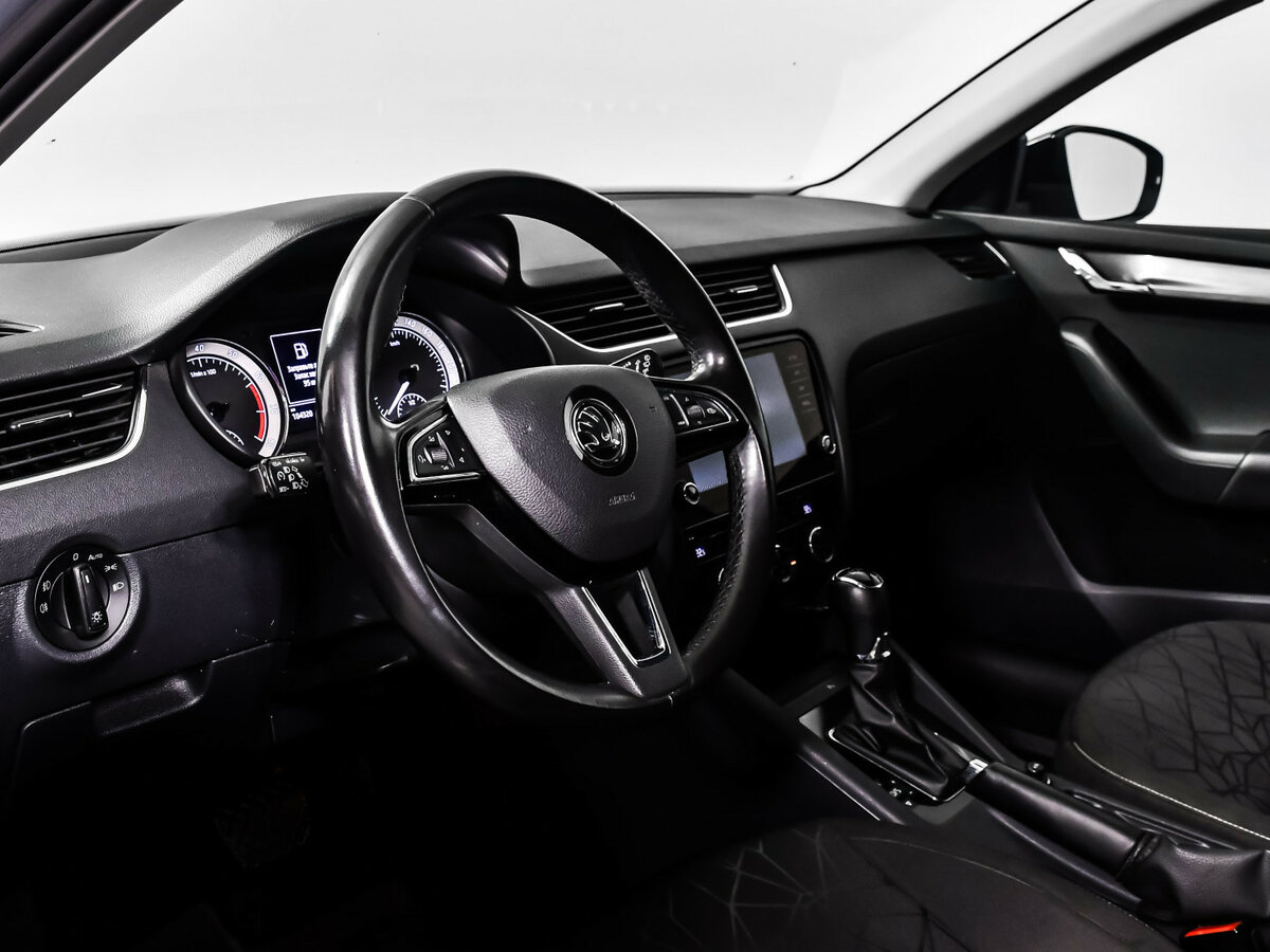 Skoda Octavia III (A7) Рестайлинг, 2020 - Фото №10