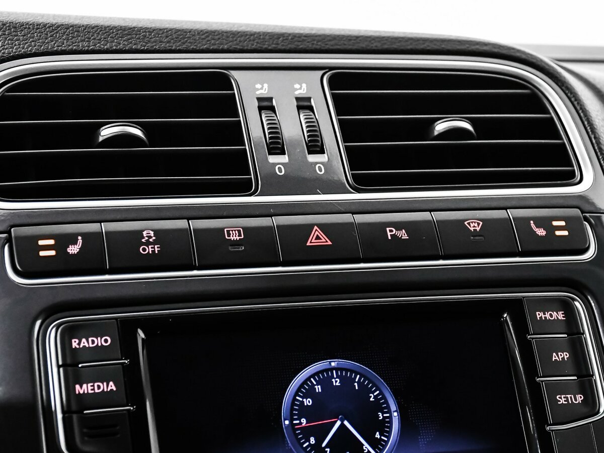 Volkswagen Polo V Рестайлинг, 2018 - Фото №13