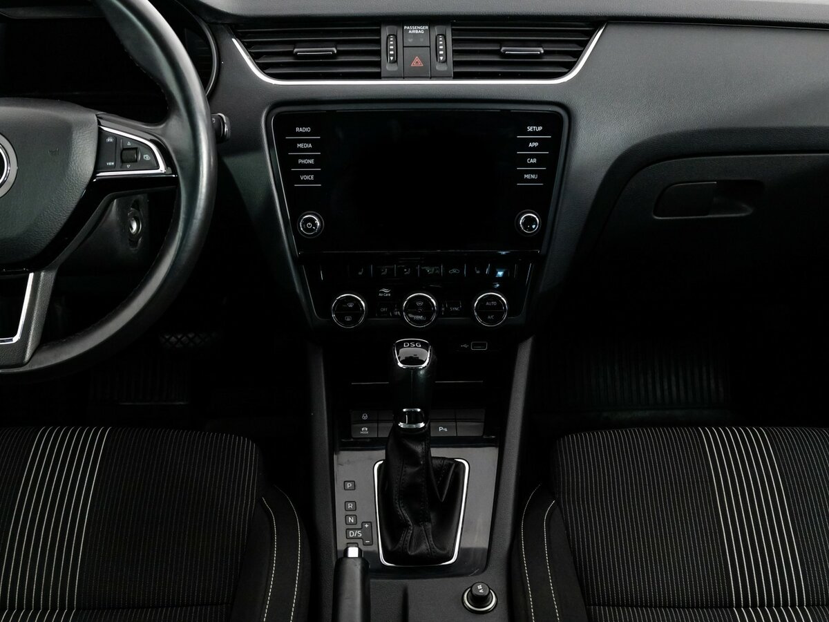 Skoda Octavia III (A7) Рестайлинг, 2019 - Фото №9