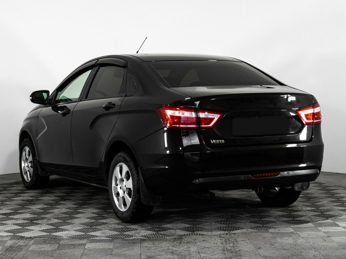 Lada (ВАЗ) Vesta I, 2017 - Фото №5