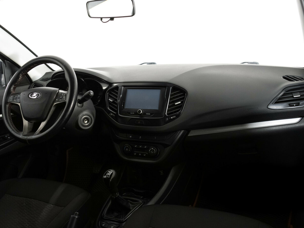 Lada (ВАЗ) Vesta I, 2017 - Фото №6