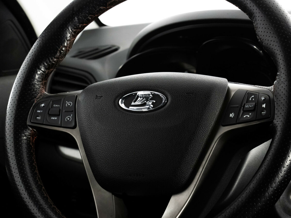 Lada (ВАЗ) Vesta I, 2017 - Фото №8