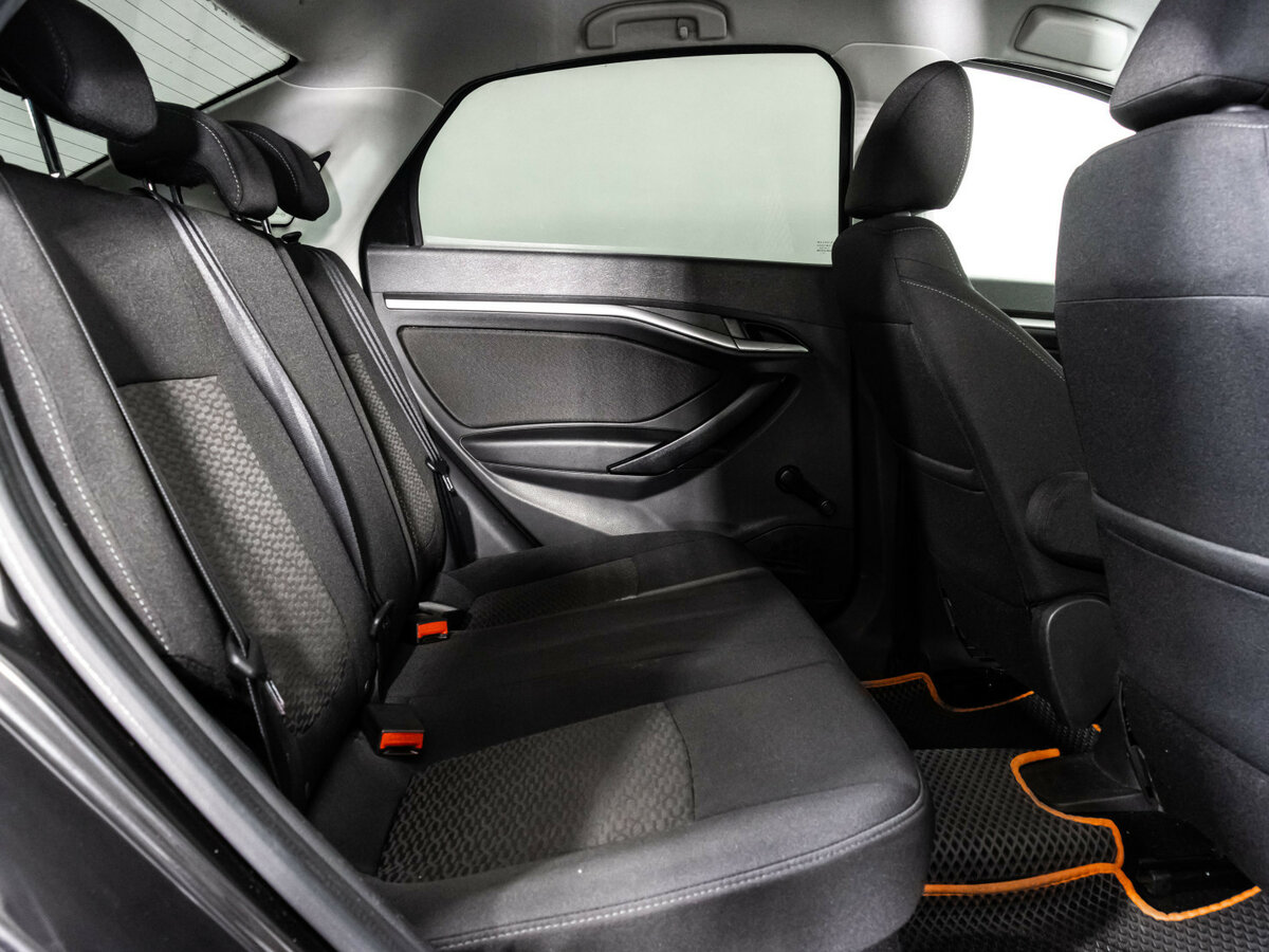 Lada (ВАЗ) Vesta I, 2017 - Фото №12