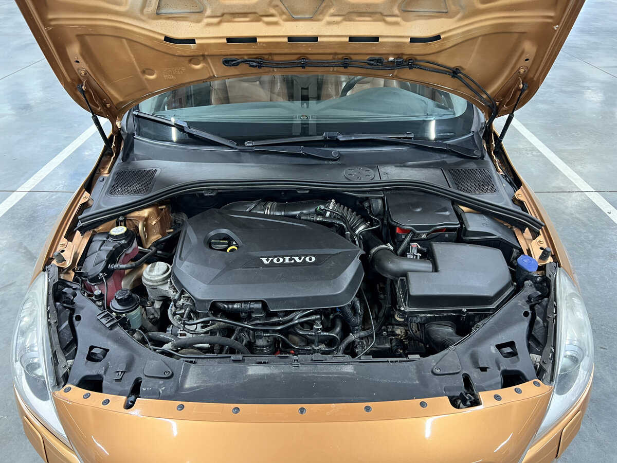 Volvo S60 II, 2012 - Фото №8