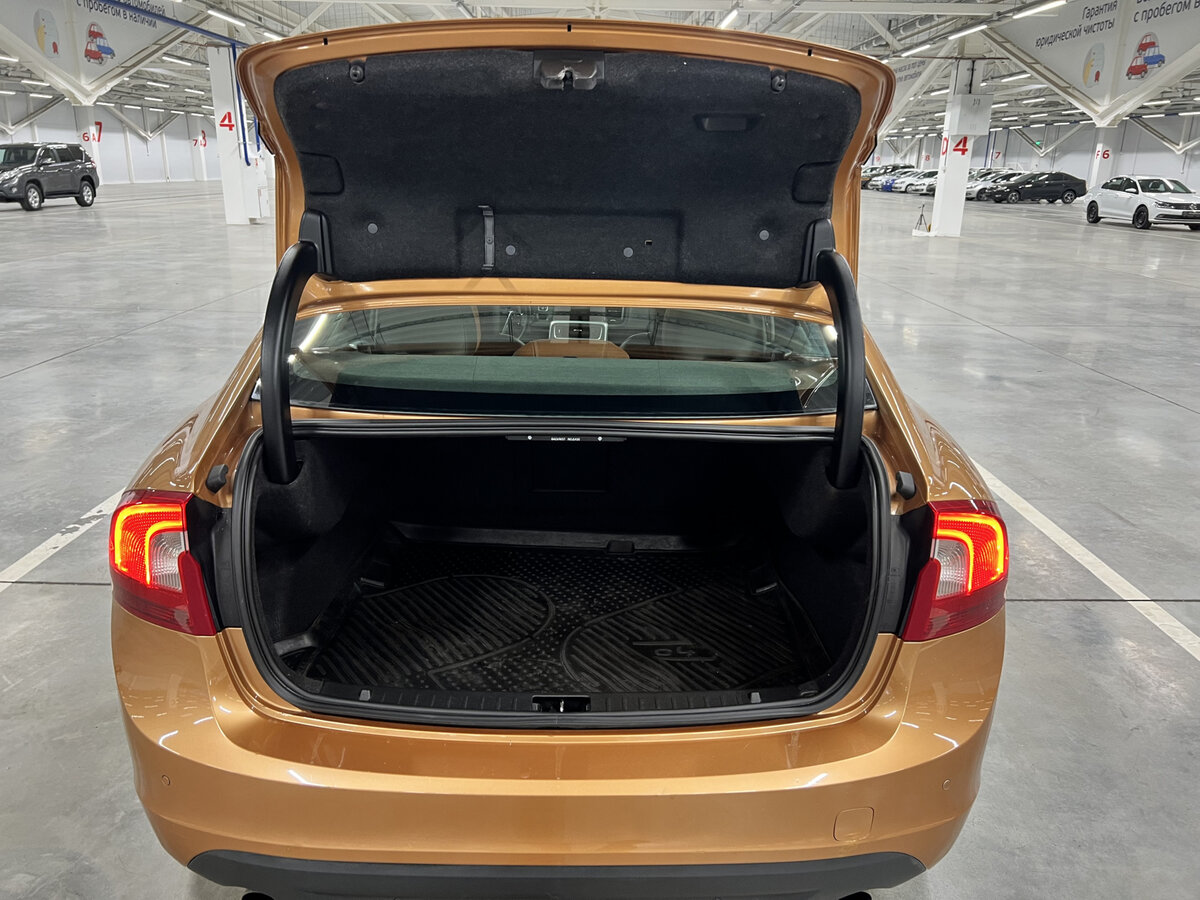 Volvo S60 II, 2012 - Фото №9