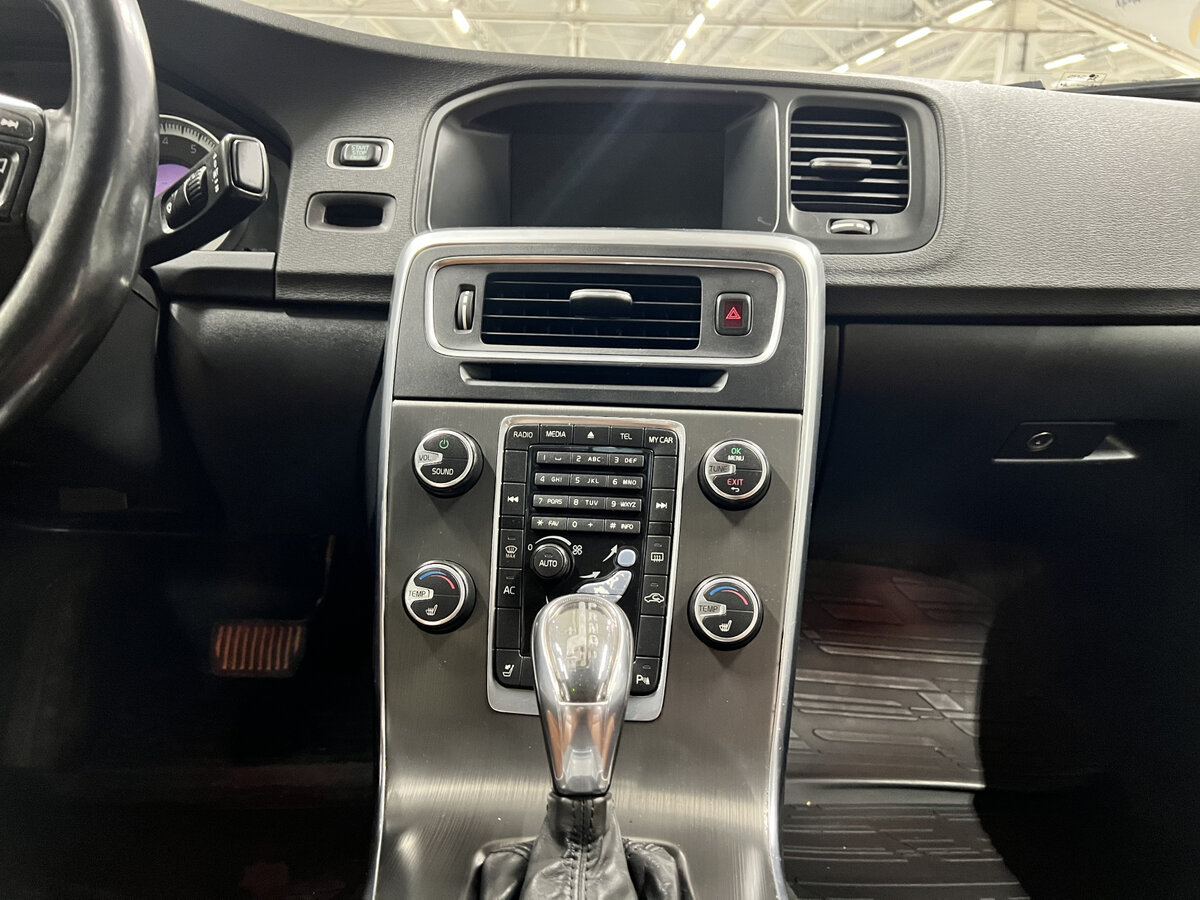 Volvo S60 II, 2012 - Фото №14