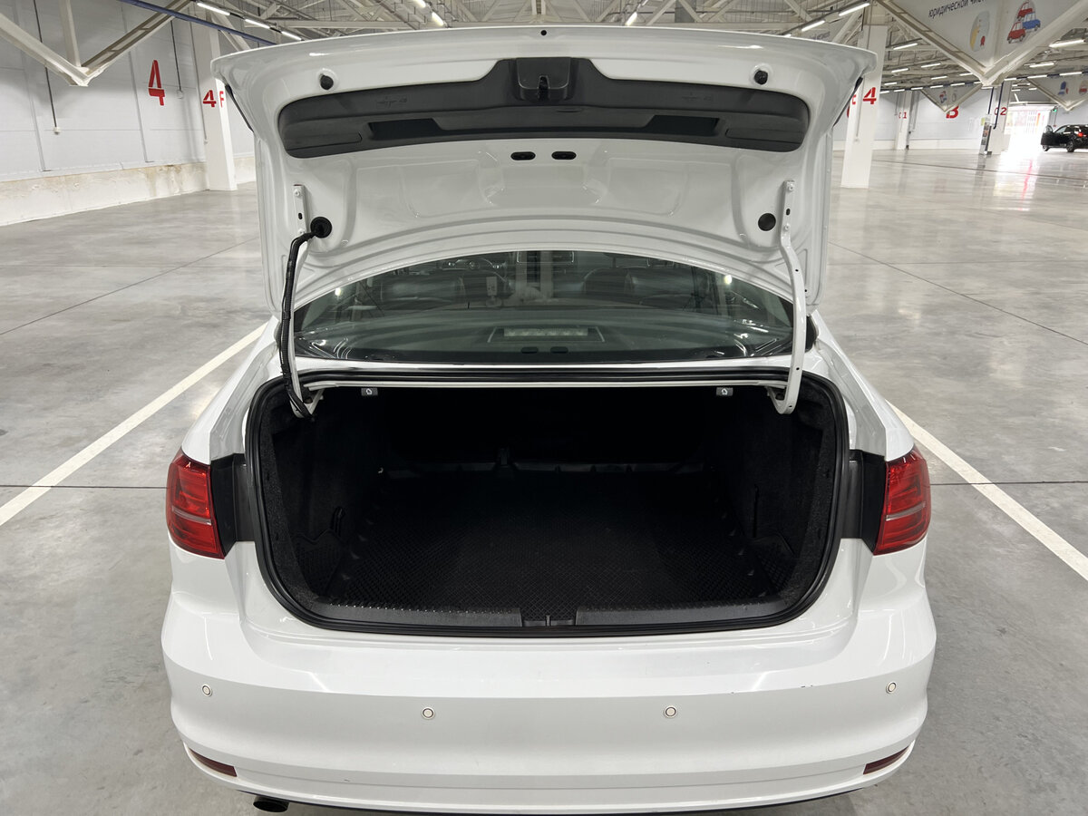 Volkswagen Jetta VI Рестайлинг, 2016 - Фото №9