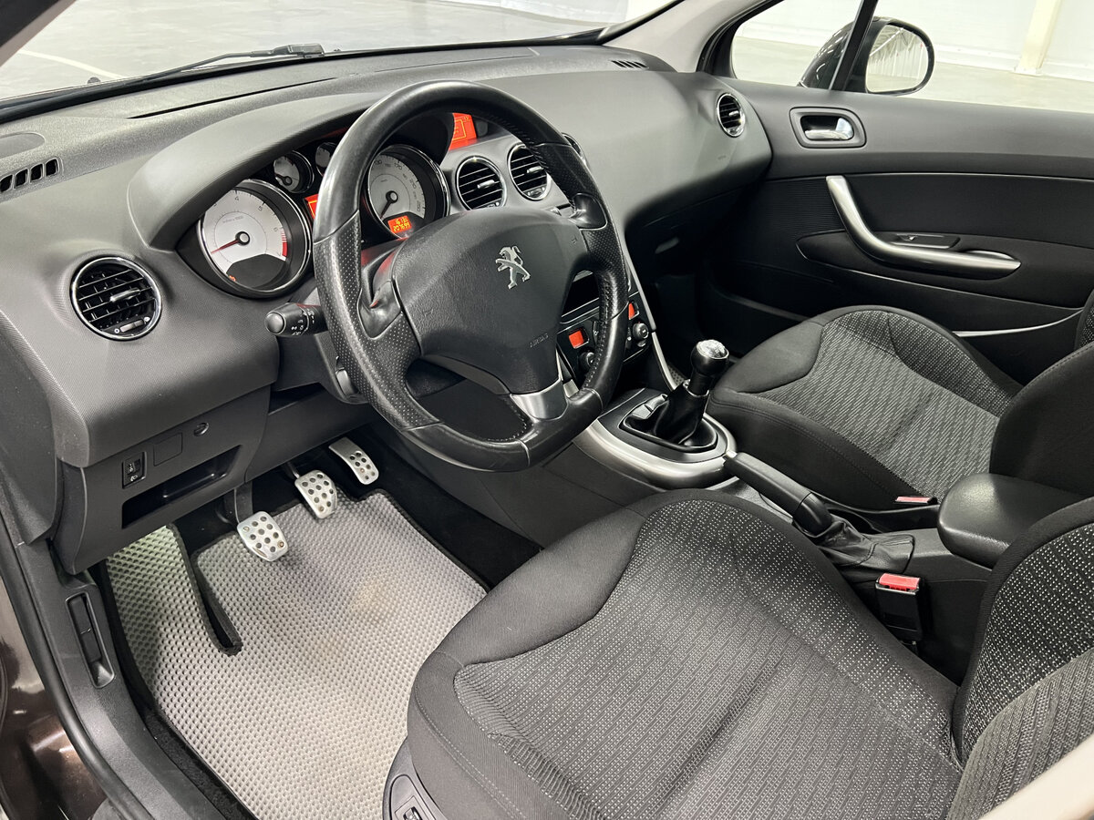 Peugeot 308 I Рестайлинг, 2012 - Фото №14