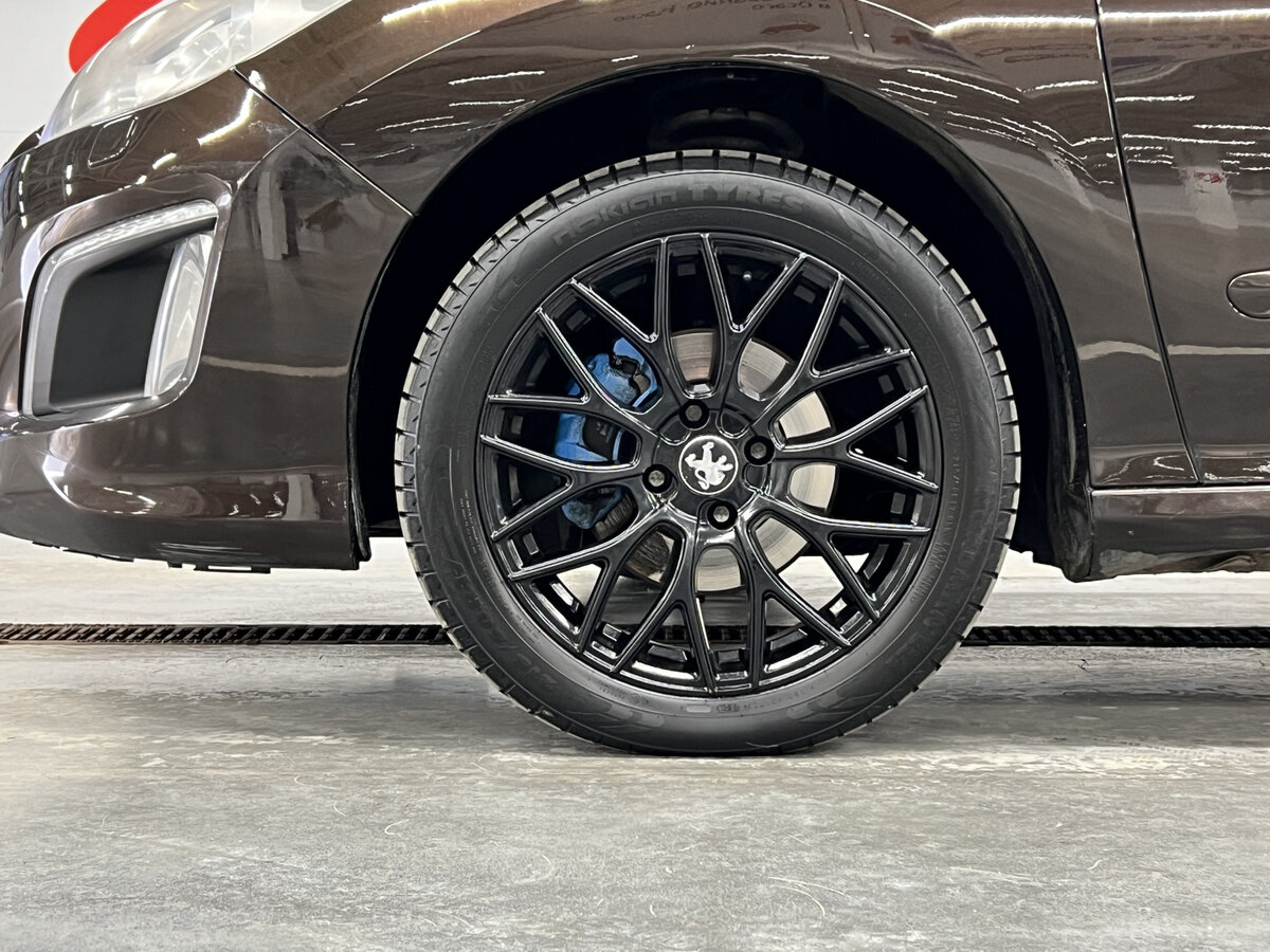 Peugeot 308 I Рестайлинг, 2012 - Фото №16