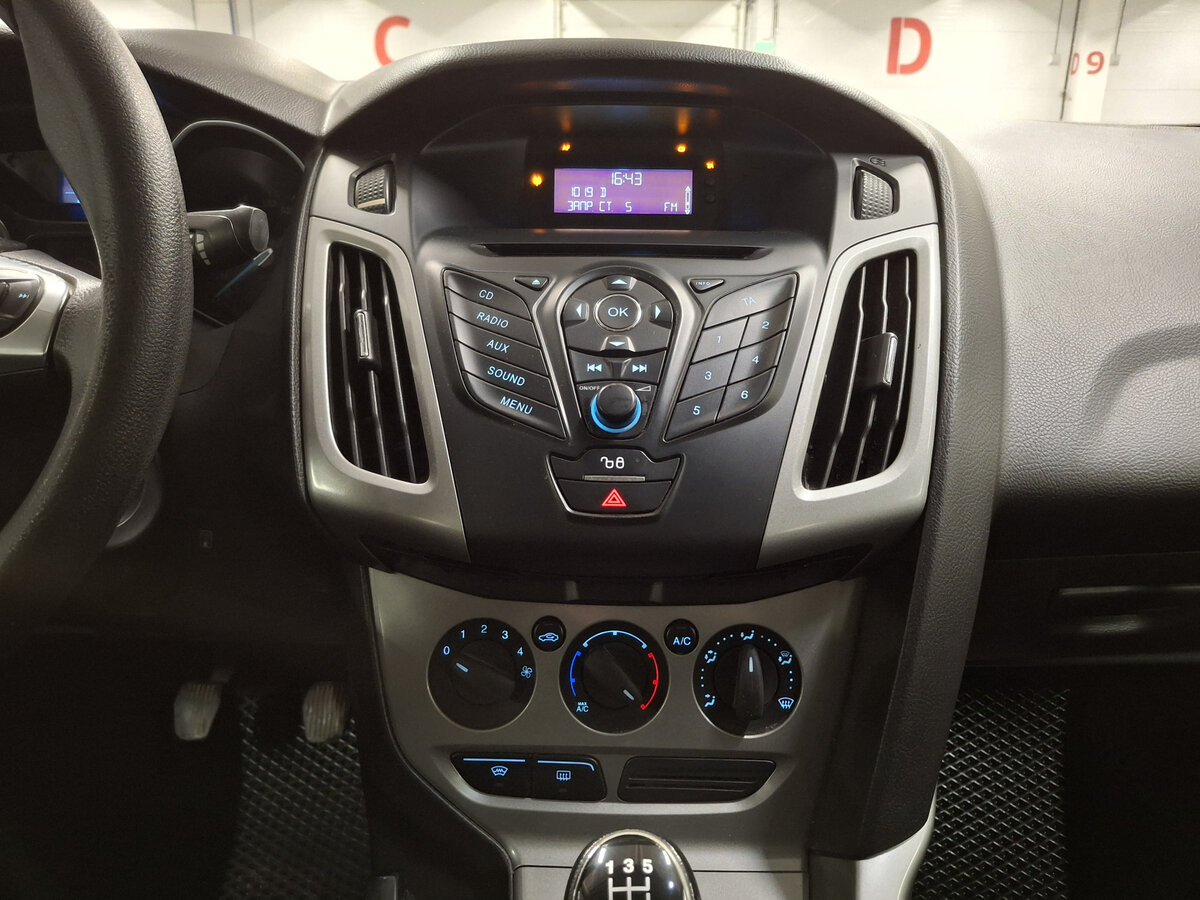 Ford Focus III, 2012 - Фото №14