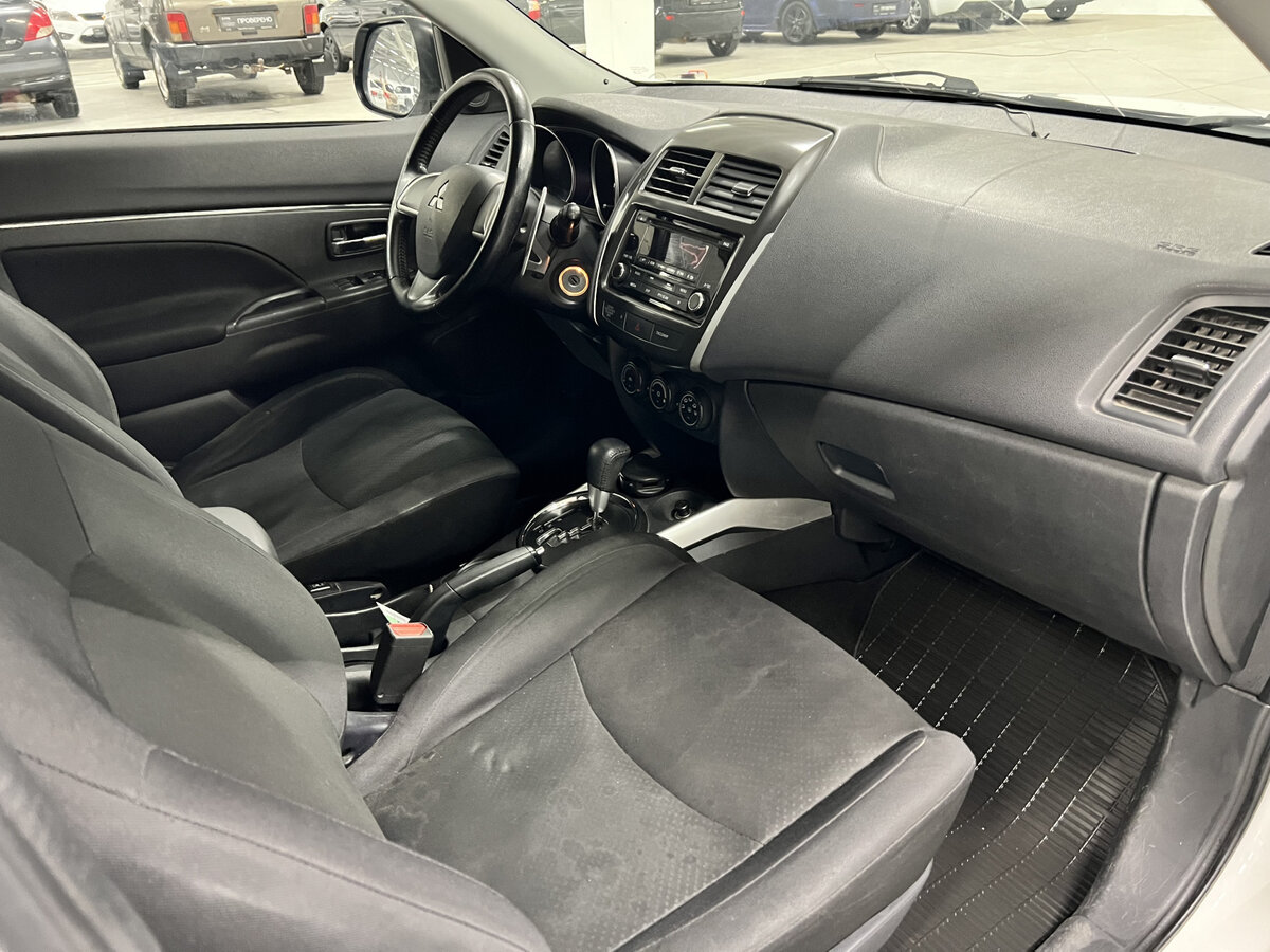 Mitsubishi ASX I Рестайлинг, 2012 - Фото №10