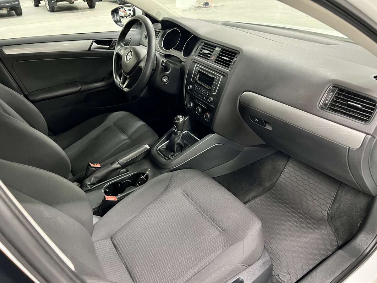 Volkswagen Jetta VI Рестайлинг, 2016 - Фото №10