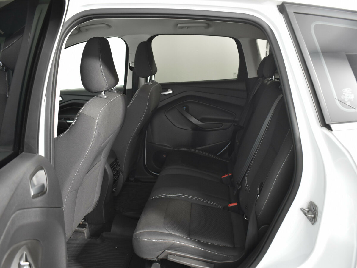 Ford Kuga II Рестайлинг, 2017 - Фото №9