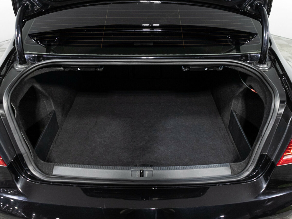 Volkswagen Passat B7, 2012 - Фото №14