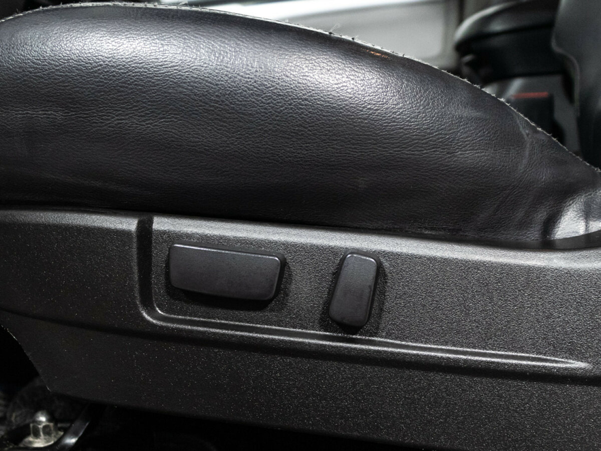 Mitsubishi Pajero Sport II, 2013 - Фото №11