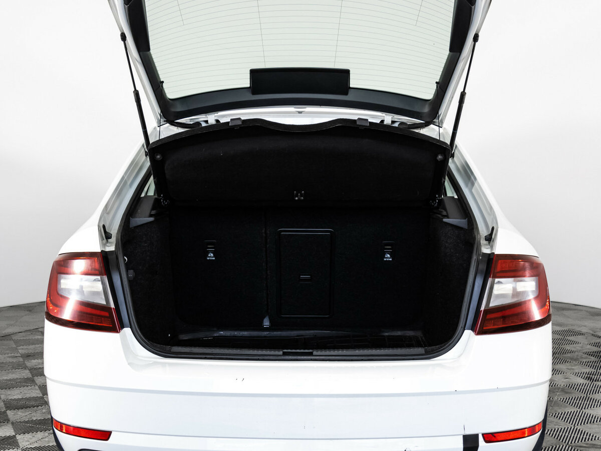 Skoda Octavia III (A7) Рестайлинг, 2017 - Фото №13