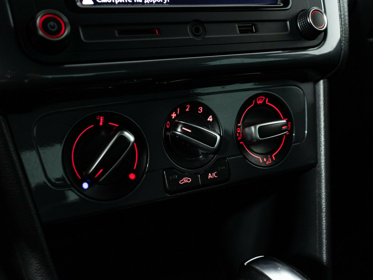 Volkswagen Polo V Рестайлинг, 2020 - Фото №15