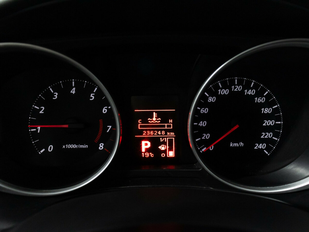 Mitsubishi ASX I, 2012 - Фото №11