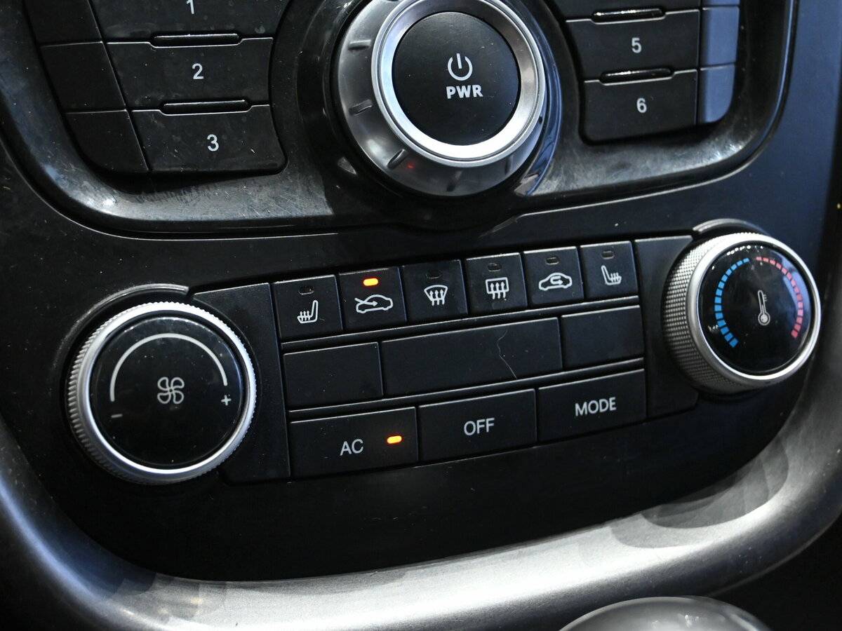 FAW Besturn X80 I, 2017 - Фото №7