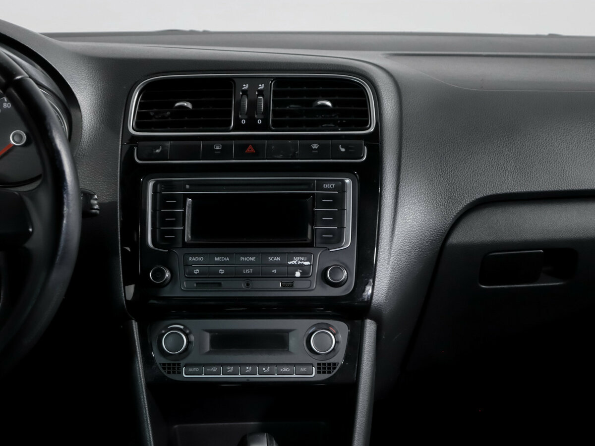 Volkswagen Polo V, 2014 - Фото №9