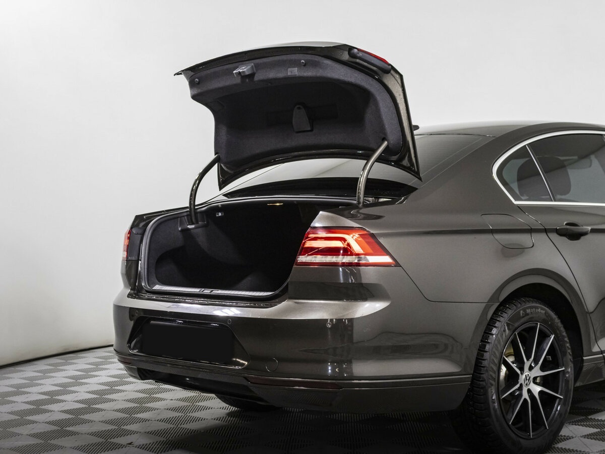 Volkswagen Passat B8, 2017 - Фото №13