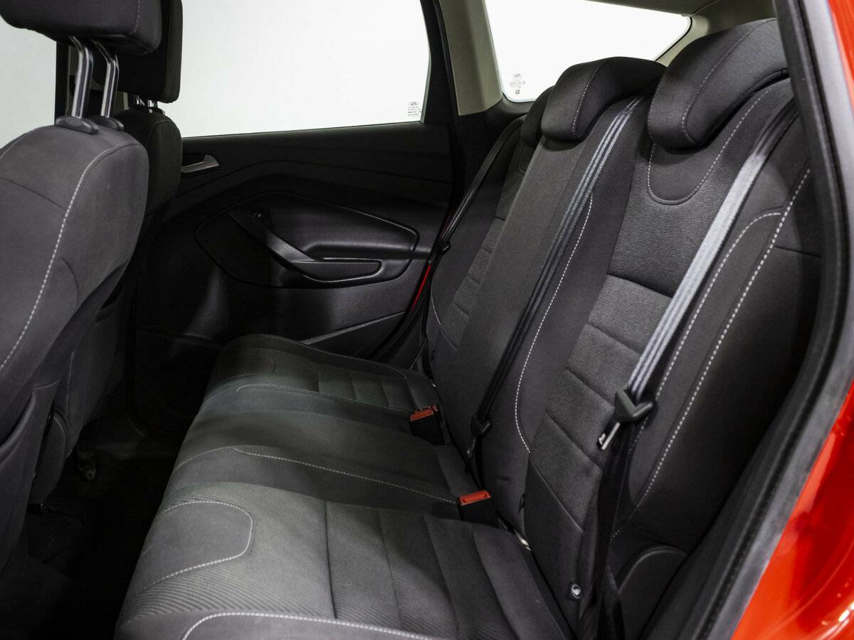 Ford Kuga II, 2015 - Фото №11