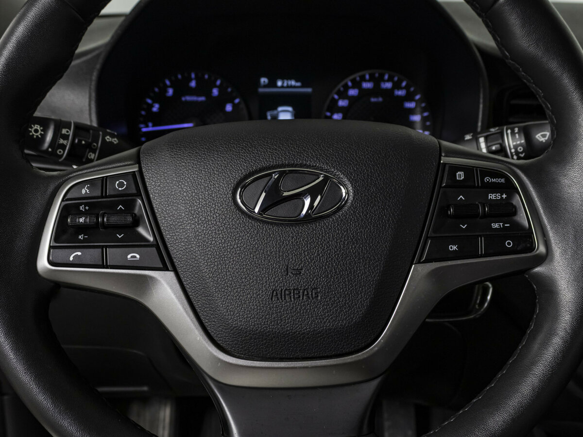 Hyundai Solaris II Рестайлинг, 2020 - Фото №10