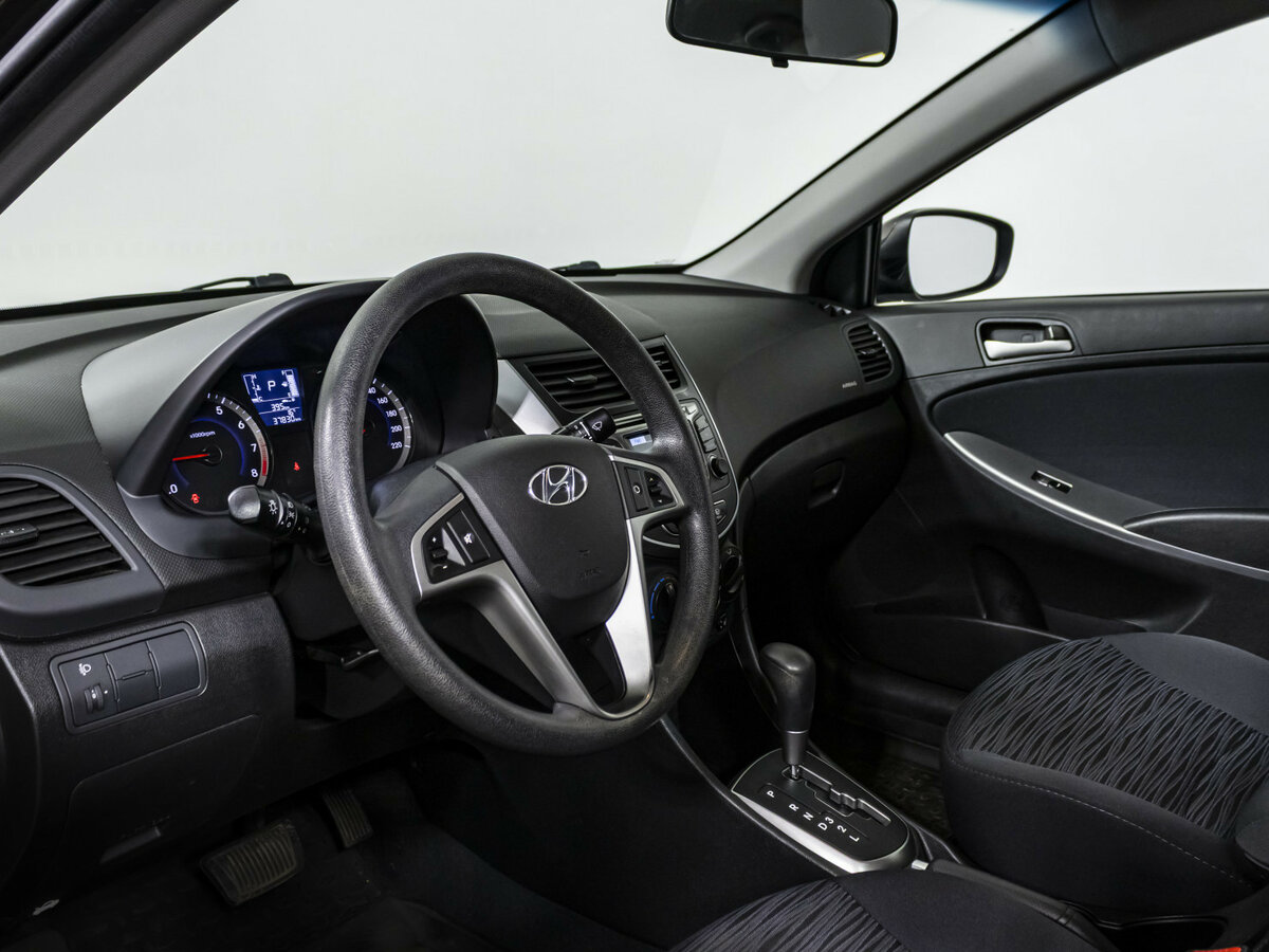 Hyundai Solaris I Рестайлинг, 2015 - Фото №8