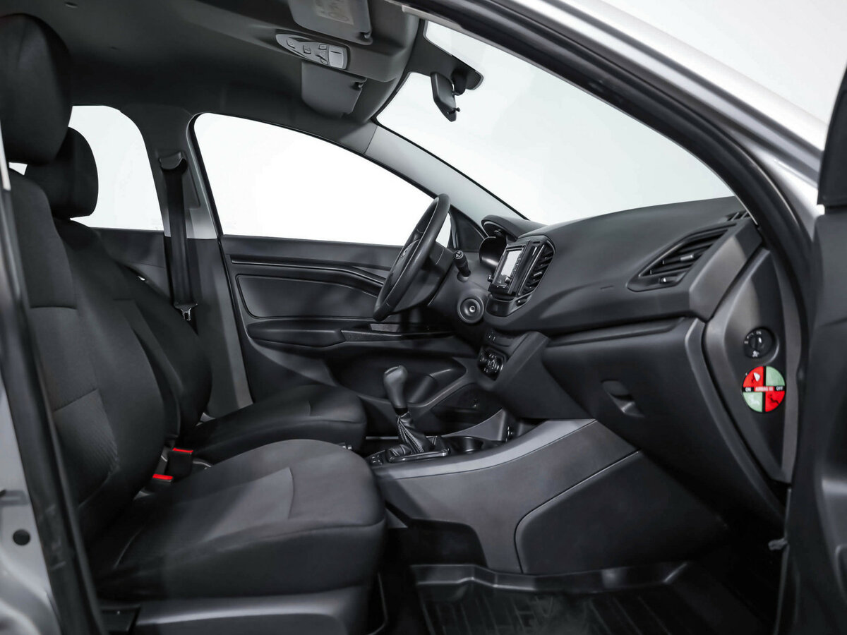 Lada (ВАЗ) Vesta I, 2018 - Фото №17