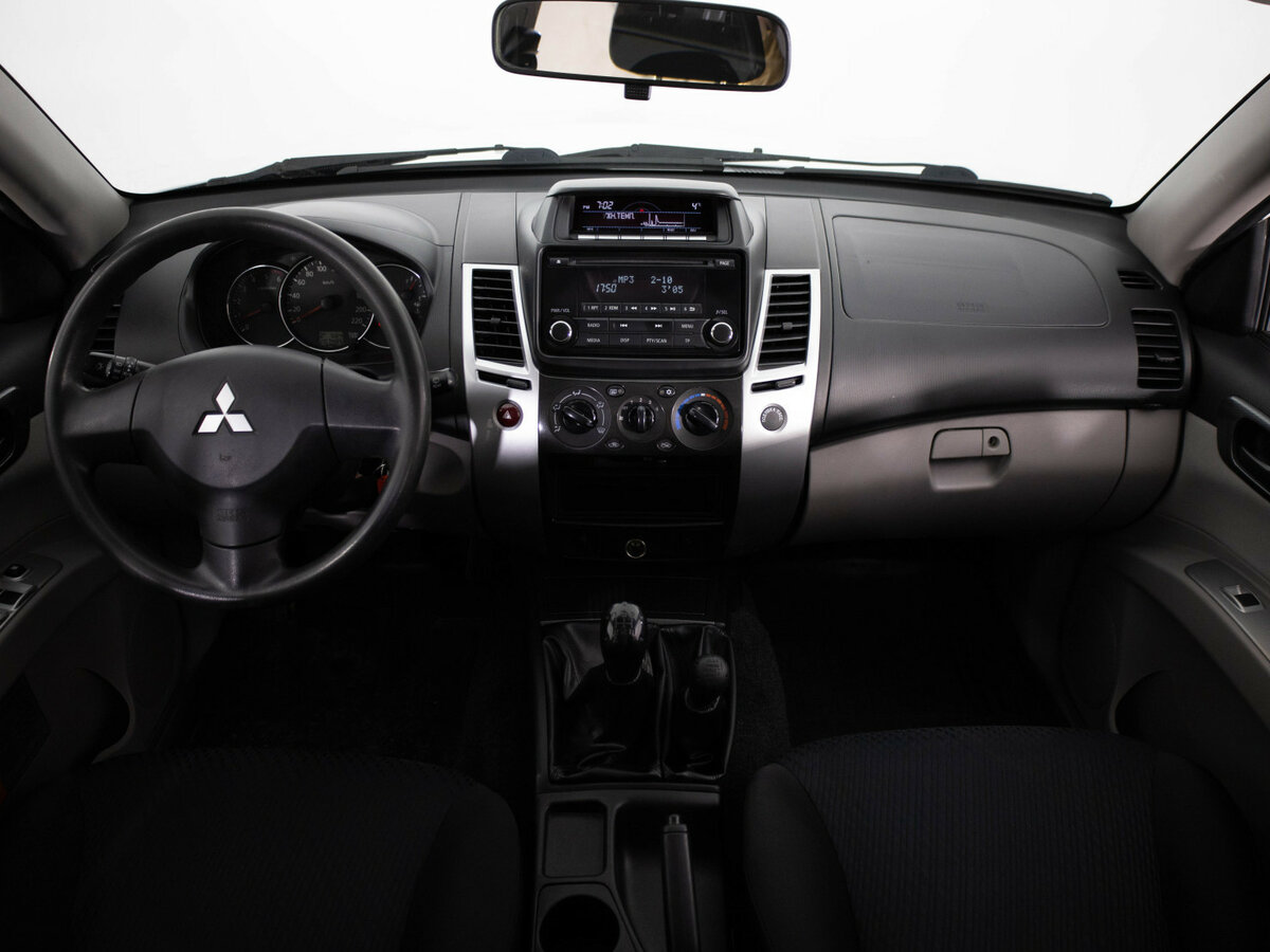 Mitsubishi Pajero Sport II Рестайлинг, 2014 - Фото №9