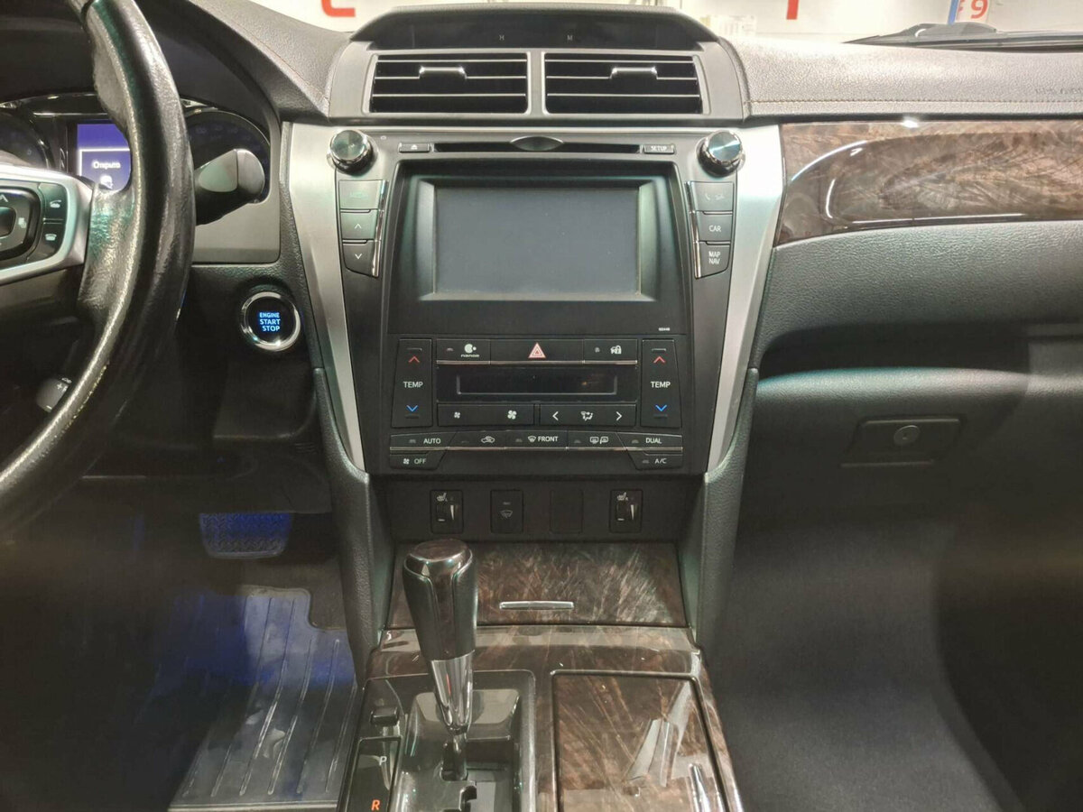 Toyota Camry VII (XV50) Рестайлинг, 2015 - Фото №13