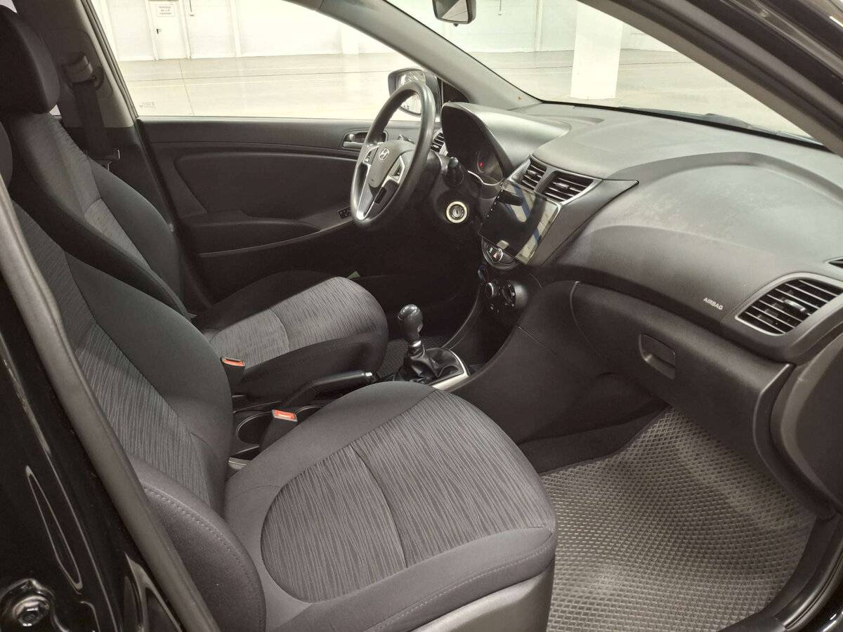 Hyundai Solaris I Рестайлинг, 2016 - Фото №10