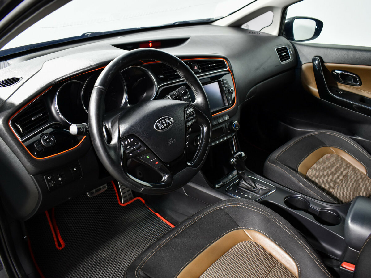 Kia Ceed II Рестайлинг, 2016 - Фото №8