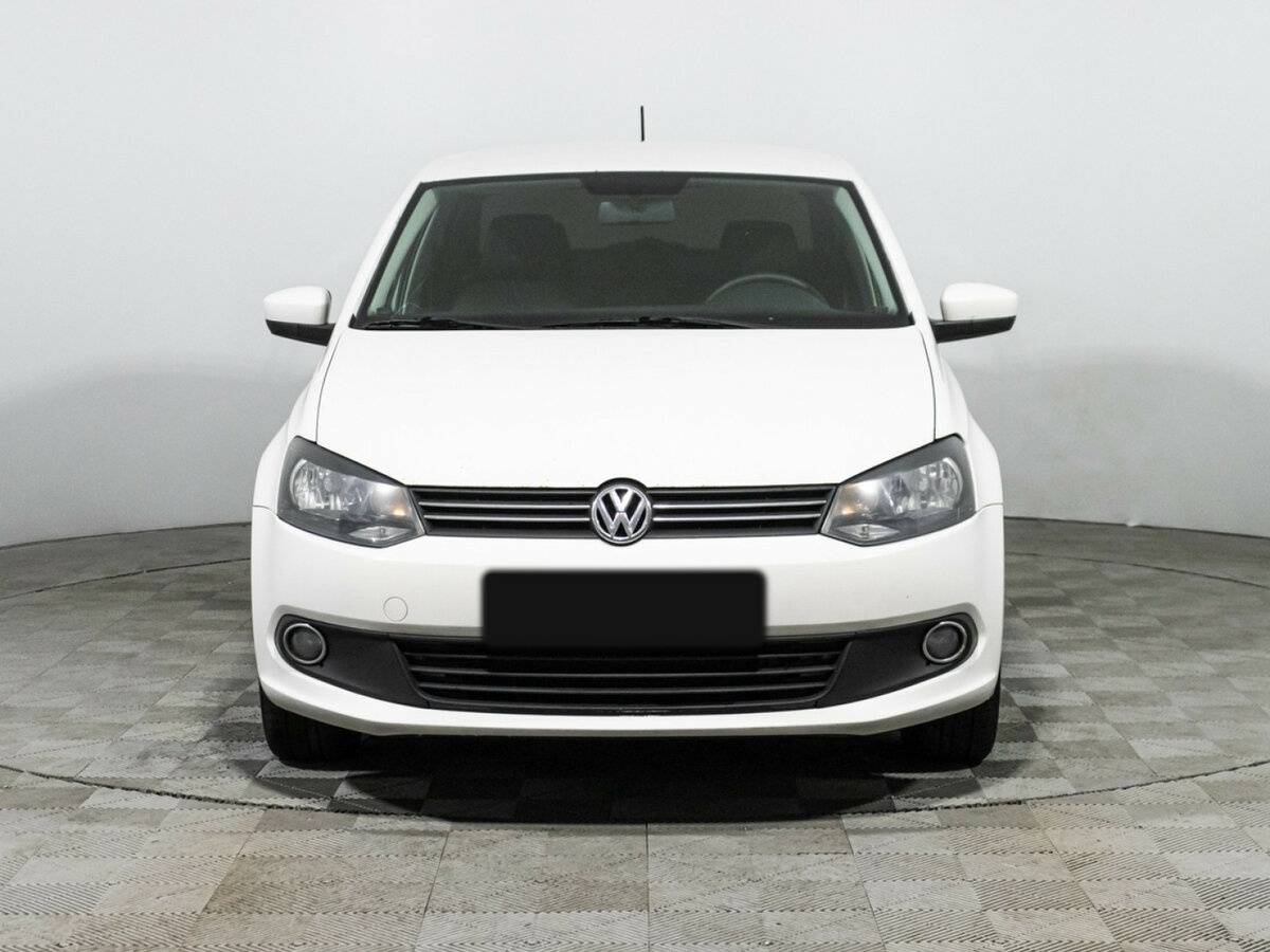 Volkswagen Polo V, 2013 - Фото №1