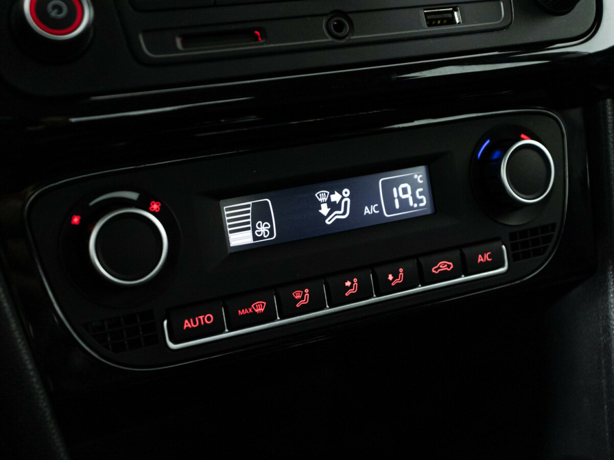 Volkswagen Polo V Рестайлинг, 2017 - Фото №14