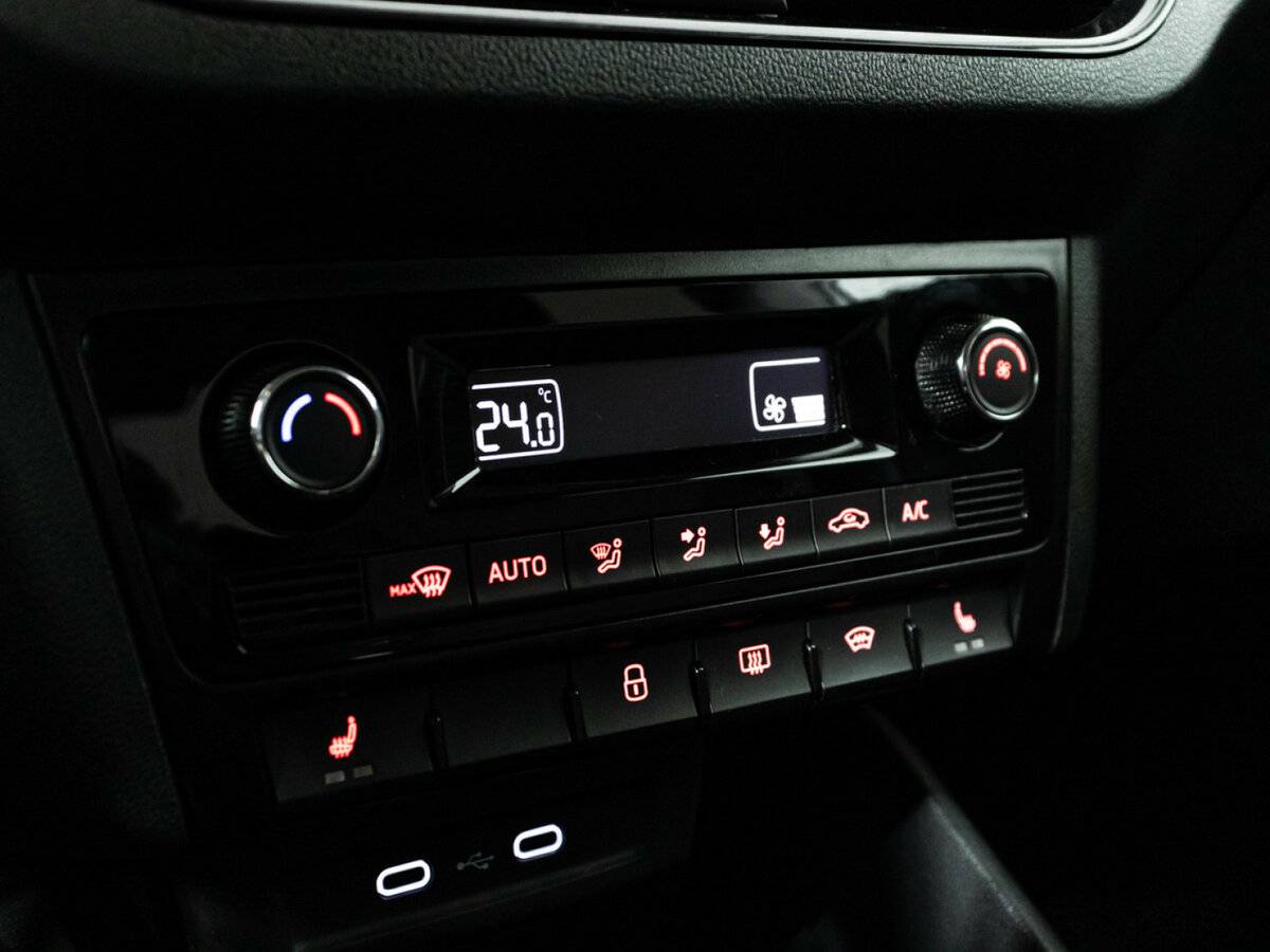 Volkswagen Polo VI, 2021 - Фото №14