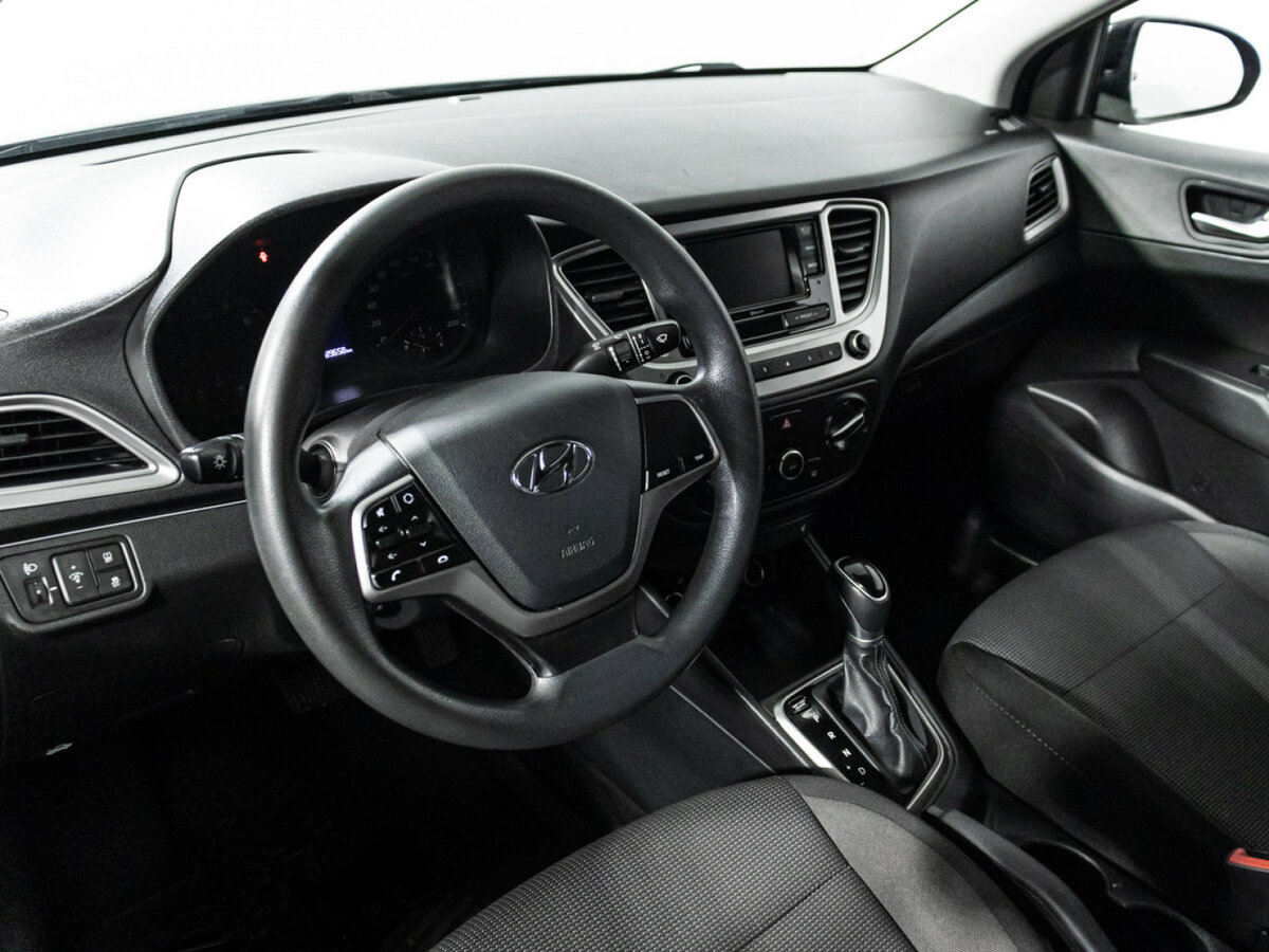 Hyundai Solaris II, 2020 - Фото №10