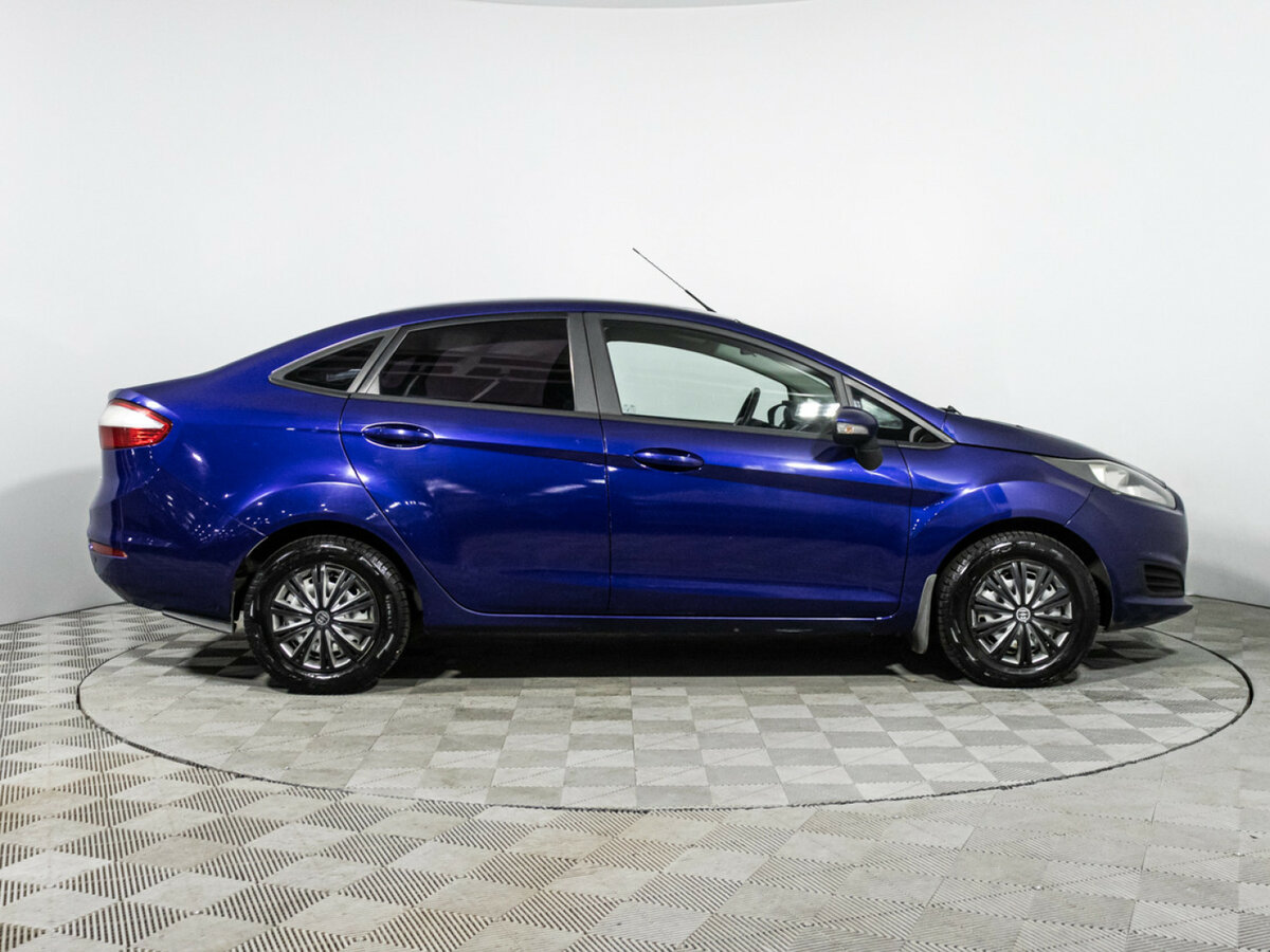 Ford Fiesta Mk6 Рестайлинг, 2015 - Фото №3