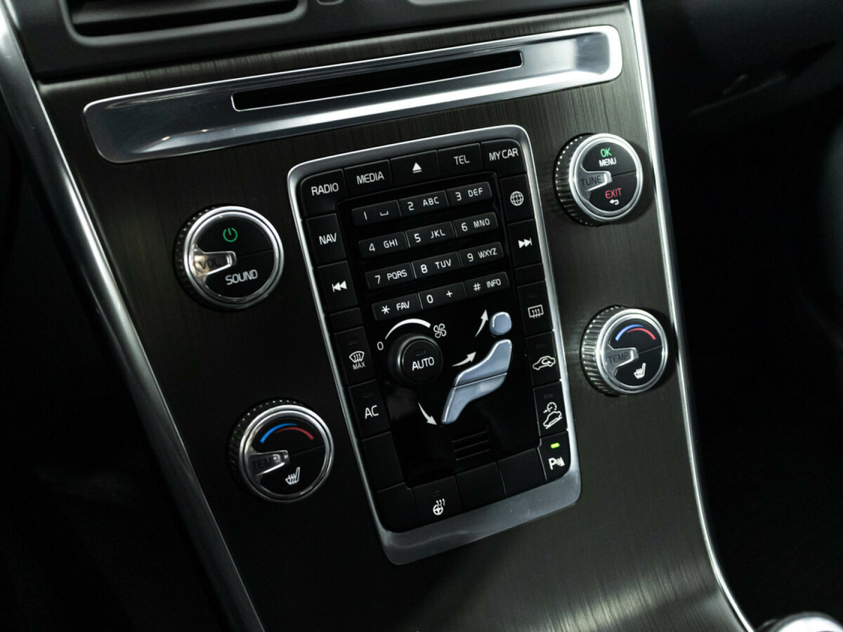 Volvo XC60 I Рестайлинг, 2014 - Фото №13