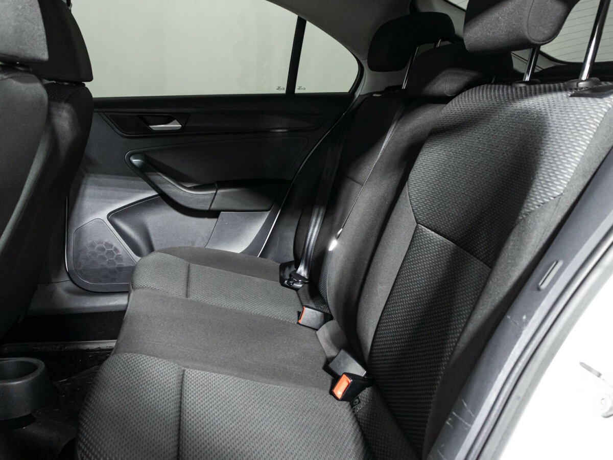 Volkswagen Polo VI, 2021 - Фото №9