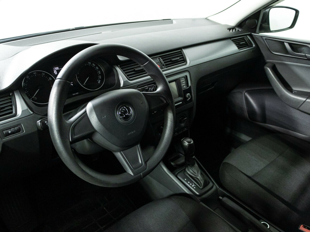 Skoda Rapid I, 2015 - Фото №10