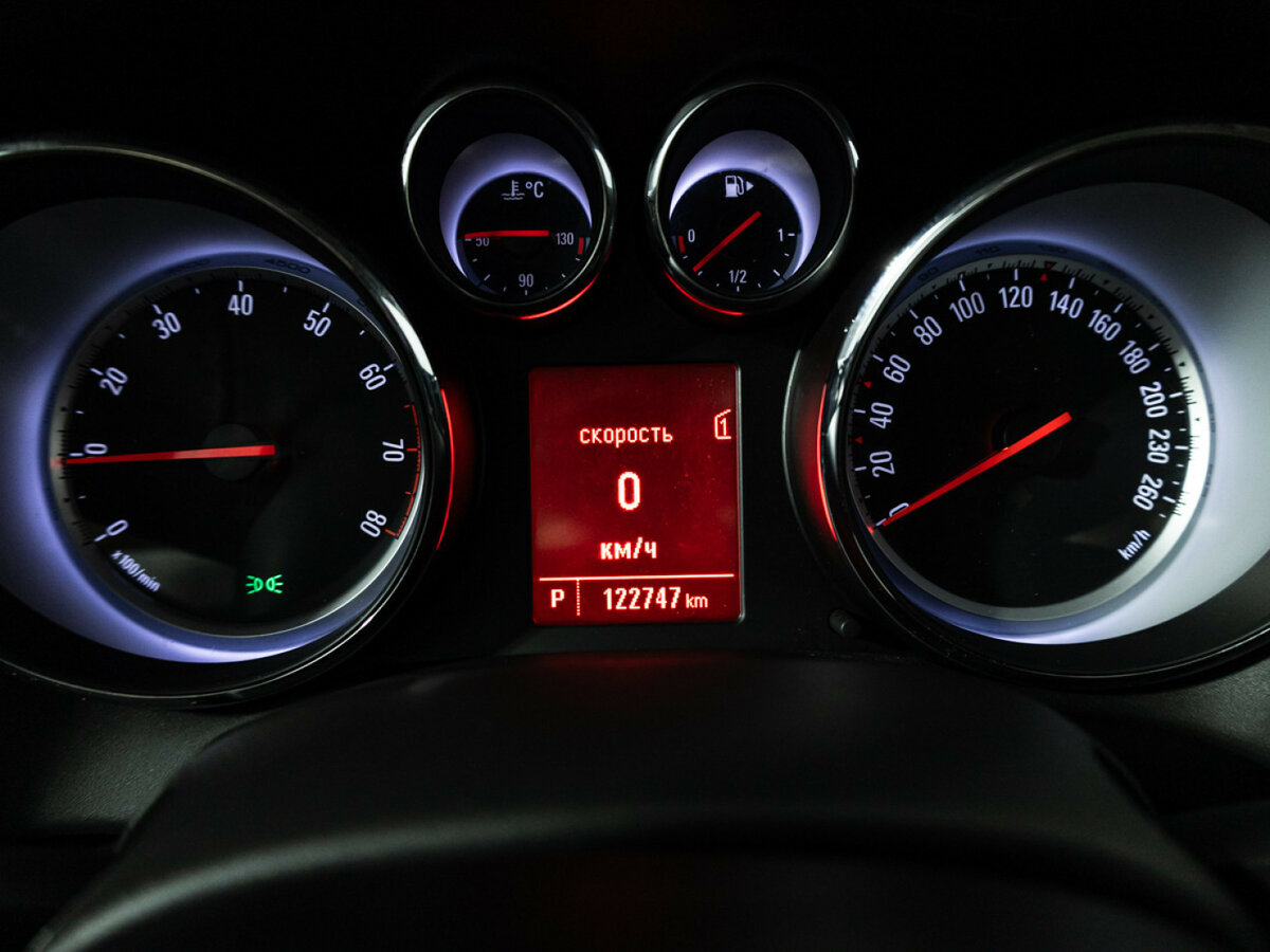 Opel Astra J, 2012 - Фото №11