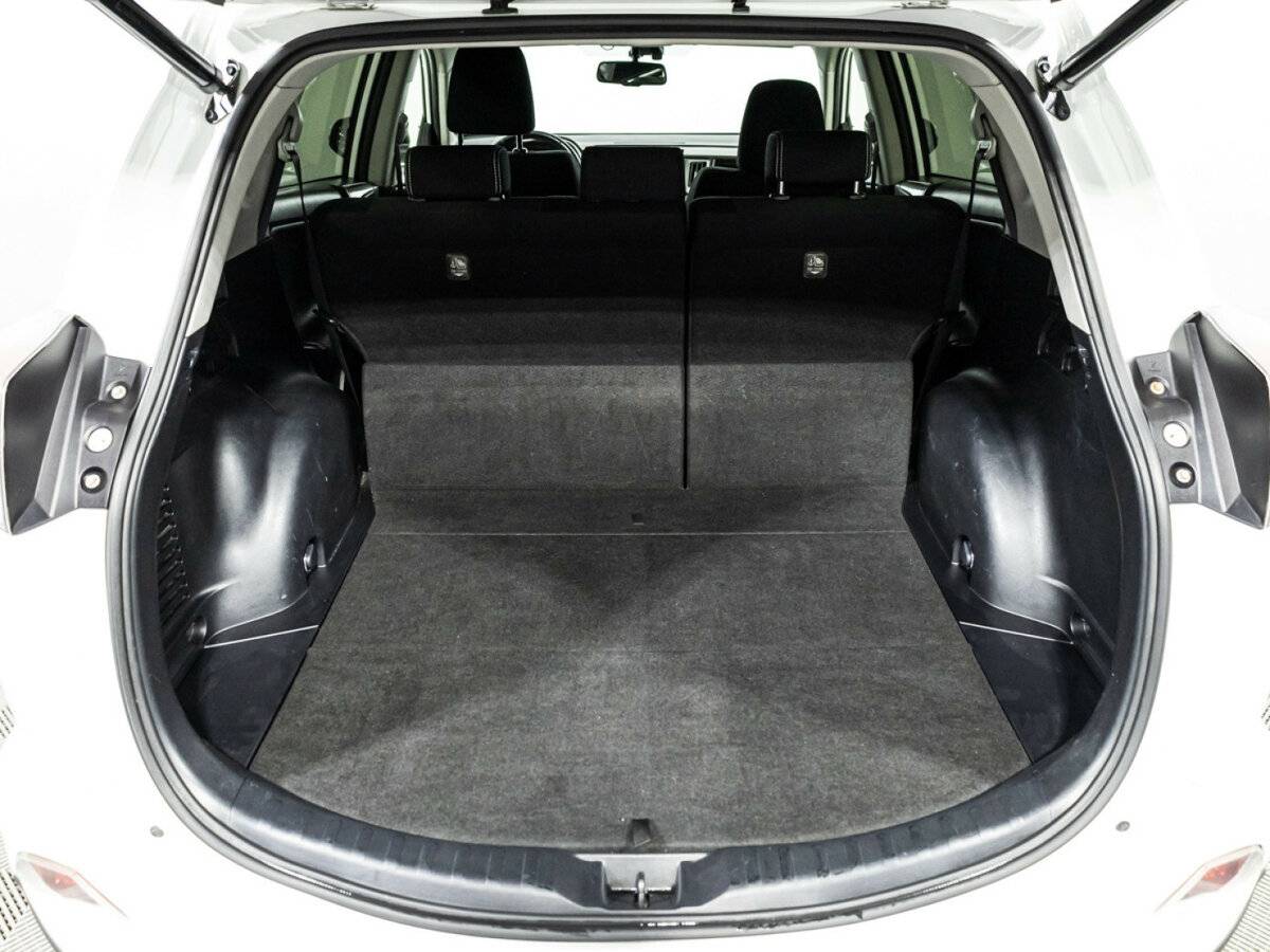 Toyota RAV4 IV (XA40) Рестайлинг, 2016 - Фото №11