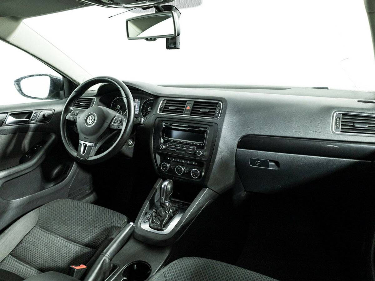 Volkswagen Jetta VI, 2013 - Фото №8