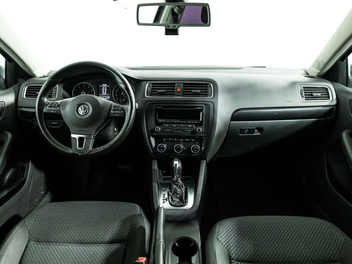 Volkswagen Jetta VI, 2013 - Фото №12
