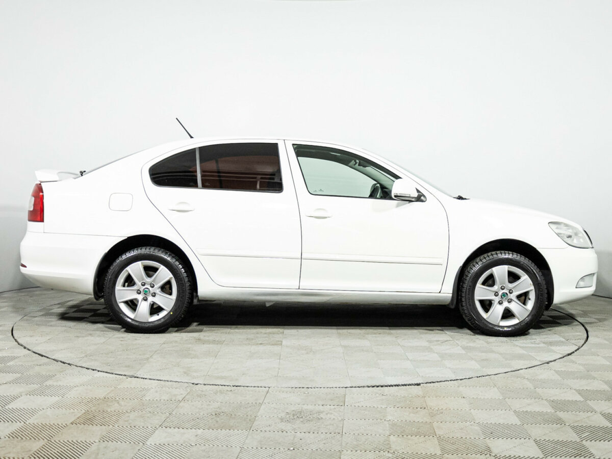 Skoda Octavia II (A5) Рестайлинг, 2012 - Фото №3