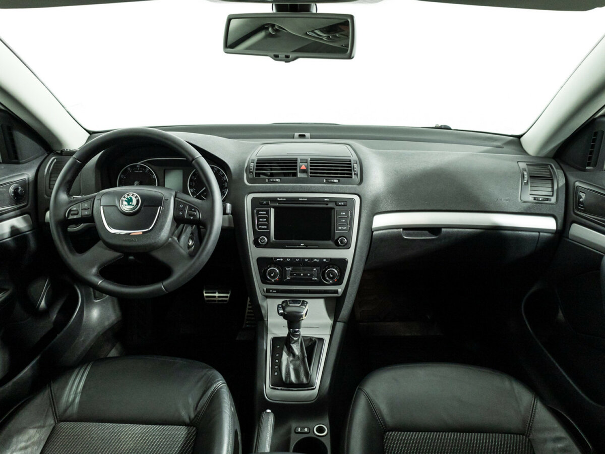 Skoda Octavia II (A5) Рестайлинг, 2012 - Фото №12