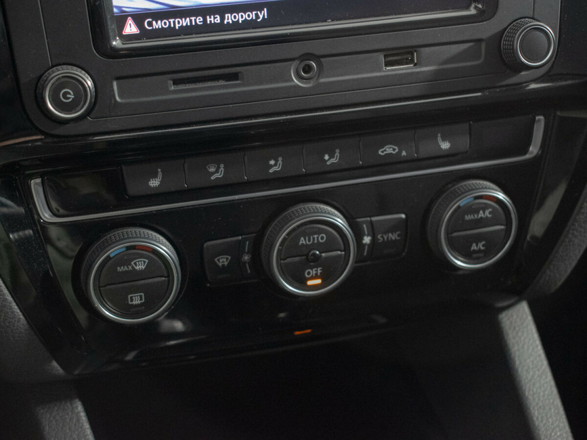 Volkswagen Jetta VI Рестайлинг, 2018 - Фото №14