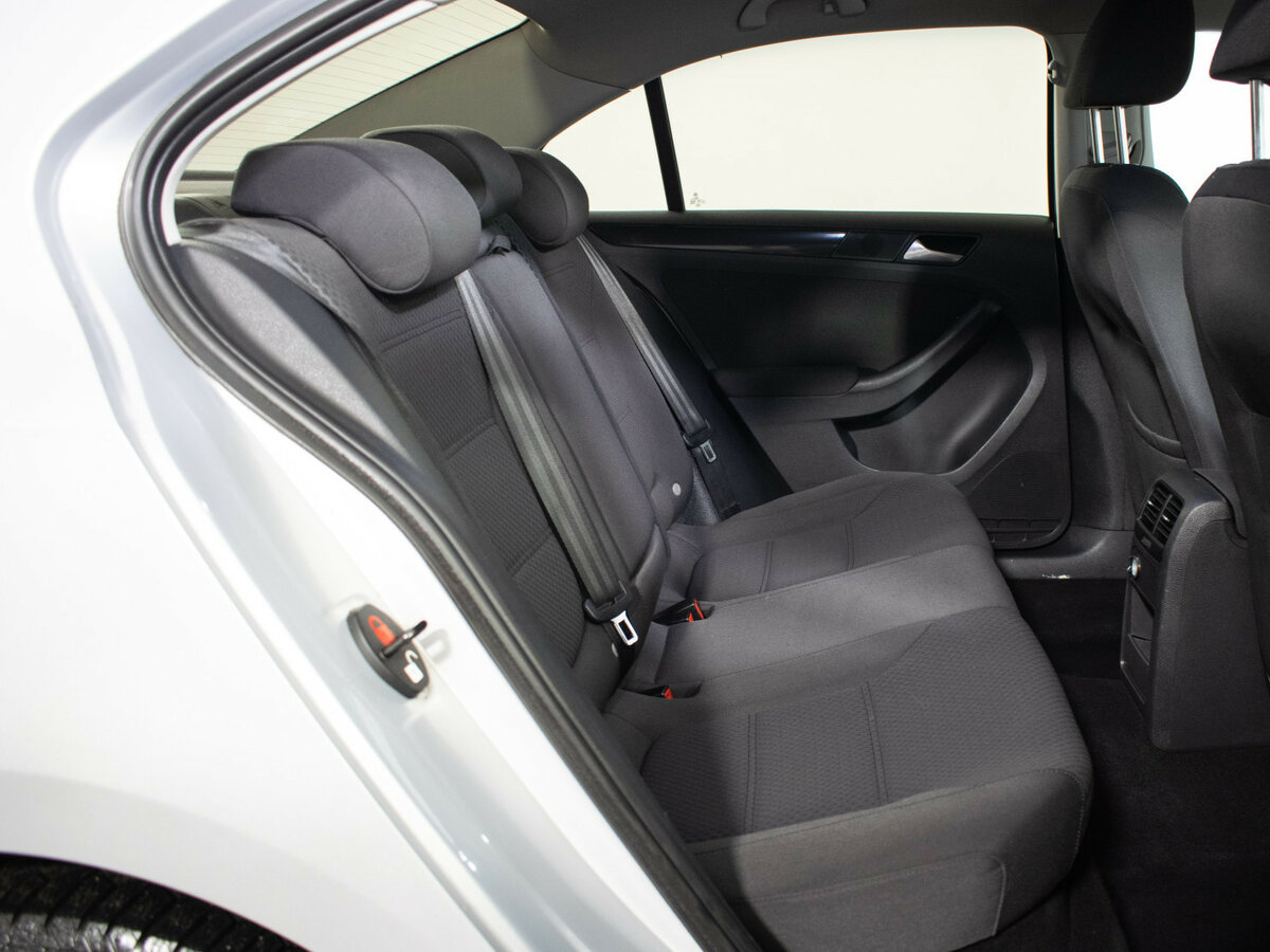 Volkswagen Jetta VI, 2012 - Фото №8